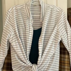 L.L  BEAN Women’s Gray and White 100% Cotton Striped Tunic Shirt  XL